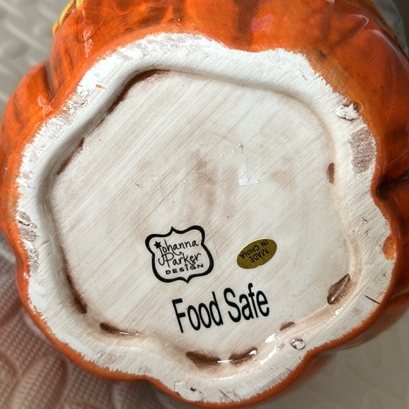 Johanna Parker Owl Mug - Picture 6 of 6